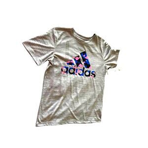Adidas Boys‎ Regular Fit T-Shirt Tee M *NWT